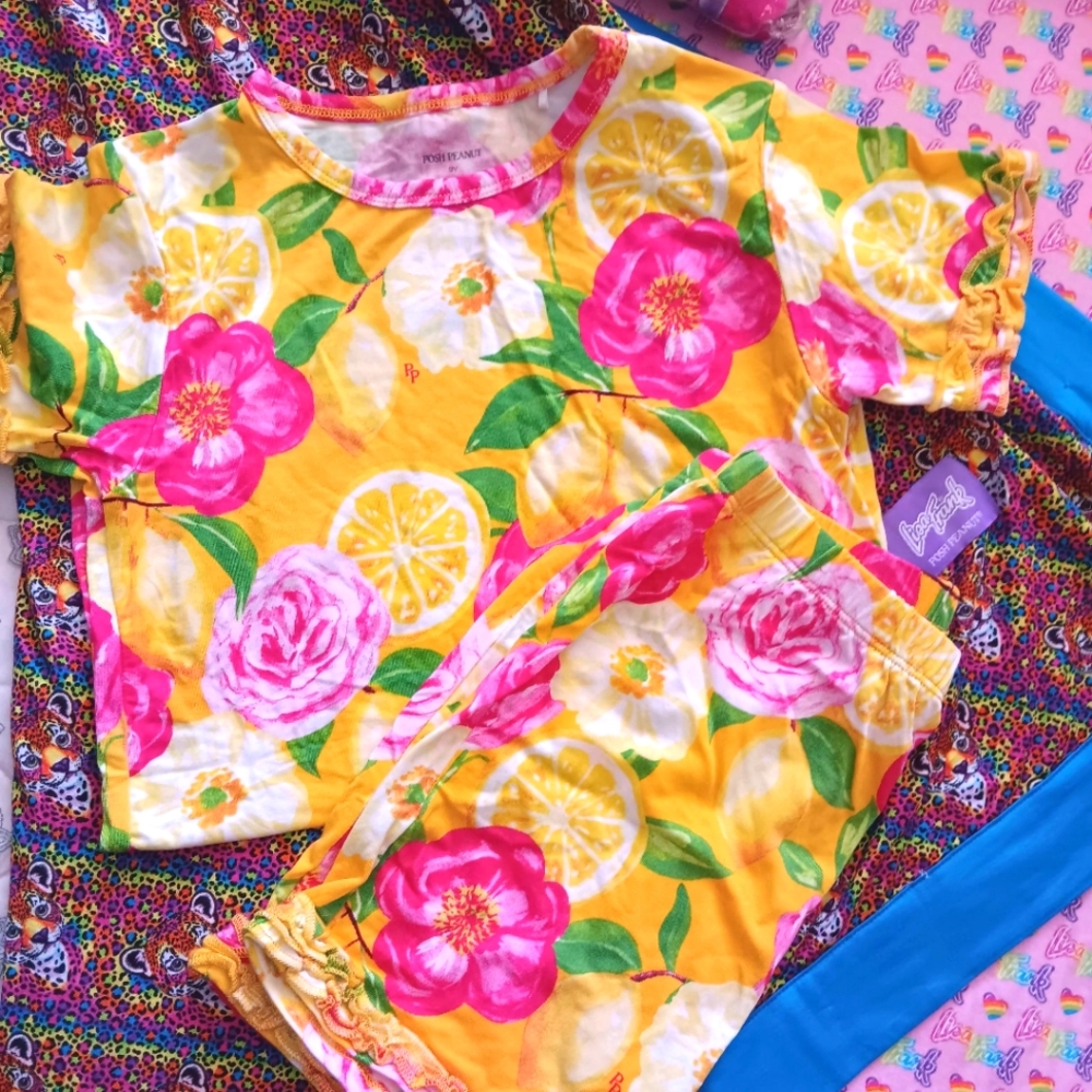 NWOT POSH PEANUT PJS SIZE 9
